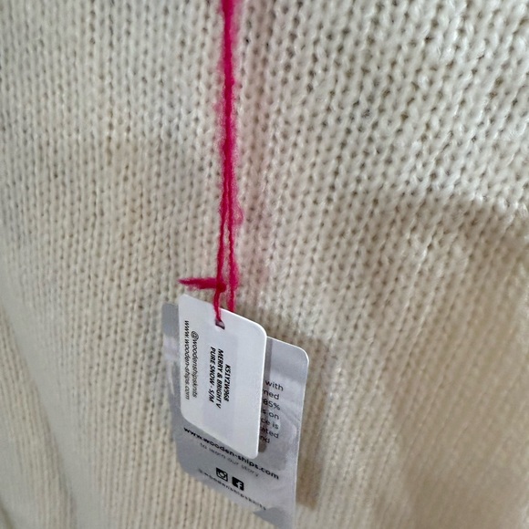 NWT Wooden Ships Holiday Sweater - Picture 8 of 9